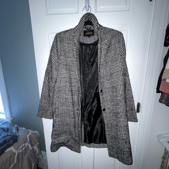 Black and white patterned blazer jacket - Picture 1 of 3